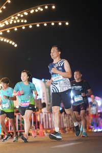 BIB: 
                            <button type="button" onclick="openModal(24529424)" class="btn btn-primary btn-sm float-right btn-popup" data-toggle="modal" data-target=".modal-high-quality">
                        <i class="fas fa-shopping-cart"></i> Add to Cart
                    </button>
                                            <button type="button" onclick="isThisMe(24529424, true)" class="btn btn-success btn-sm float-right btn-popup btn-isme hidden" data-toggle="tooltip" data-placement="bottom" title="นี่คือรูปของคุณใช่ไหม คลิกที่นี่เพื่อเอาเข้าอัลบั้ม">
                        <i class="fas fa-plus"></i> Add to album
                    </button>
                    <button type="button" onclick="isThisMe(24529424, false)" class="btn btn-warning btn-sm float-right btn-popup btn-isnotme hidden">
                        <i class="fas fa-ban"></i> Remove from album
                    </button>